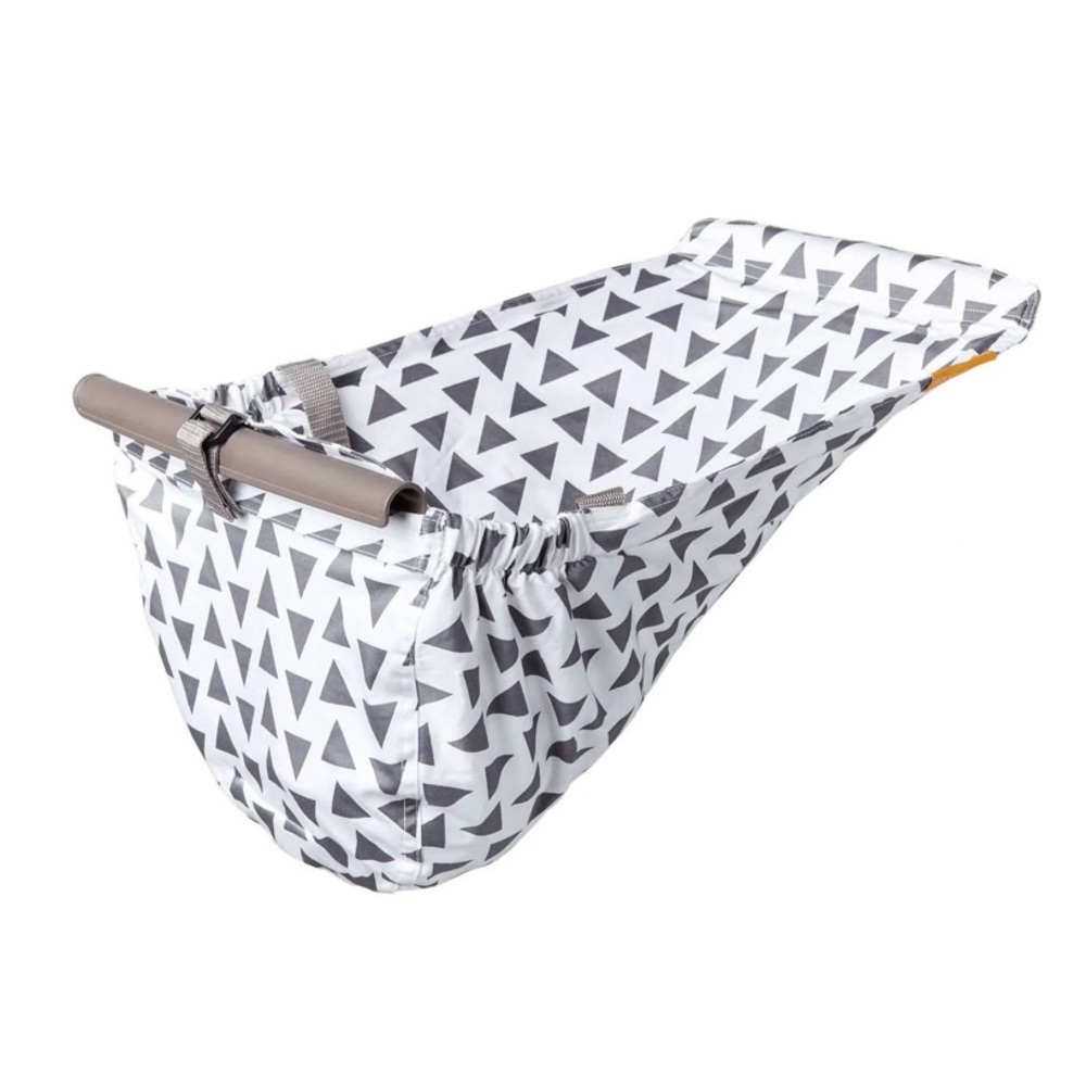 Binxy Baby gray and white triangles shopping cart hammock